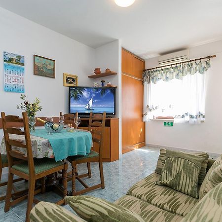 Apartment Korelic Green Garden Poreč Buitenkant foto