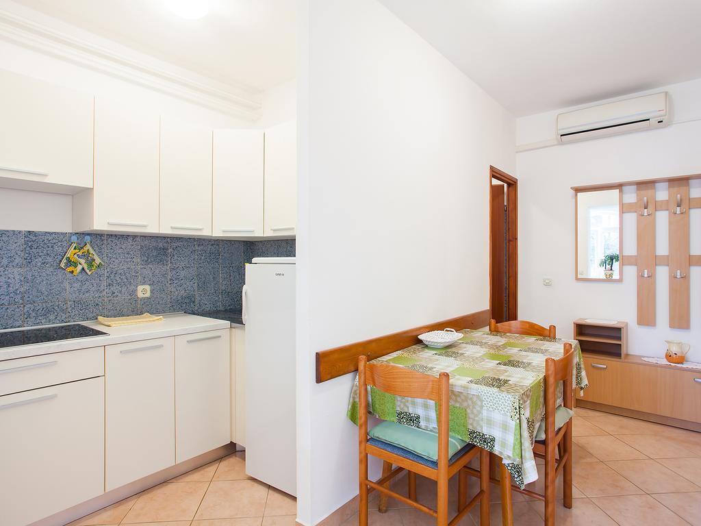 Apartment Korelic Green Garden Poreč Buitenkant foto