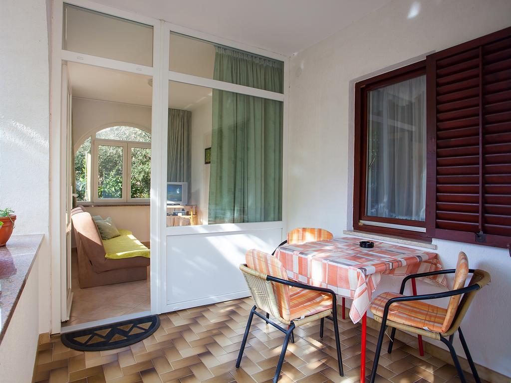 Apartment Korelic Green Garden Poreč Buitenkant foto