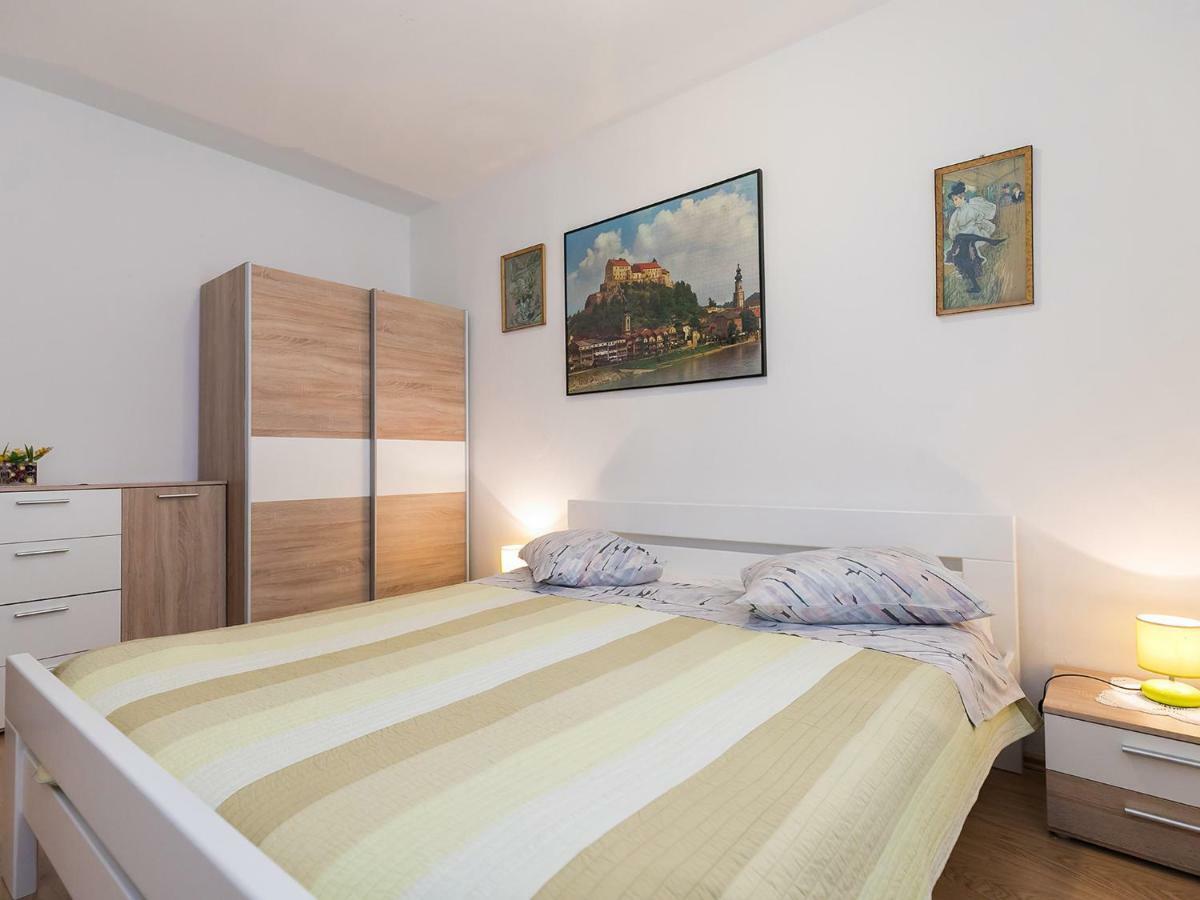 Apartment Korelic Green Garden Poreč Buitenkant foto